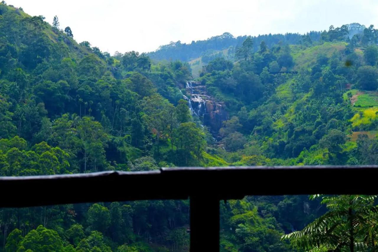 Hilltop Wood Lodge Ела Екстериор снимка